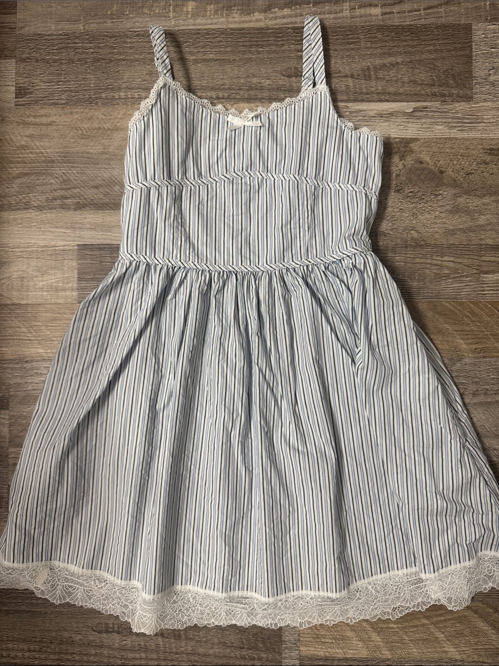 Old Navy Blue & White Striped Lace-Trim Sundress never worn
